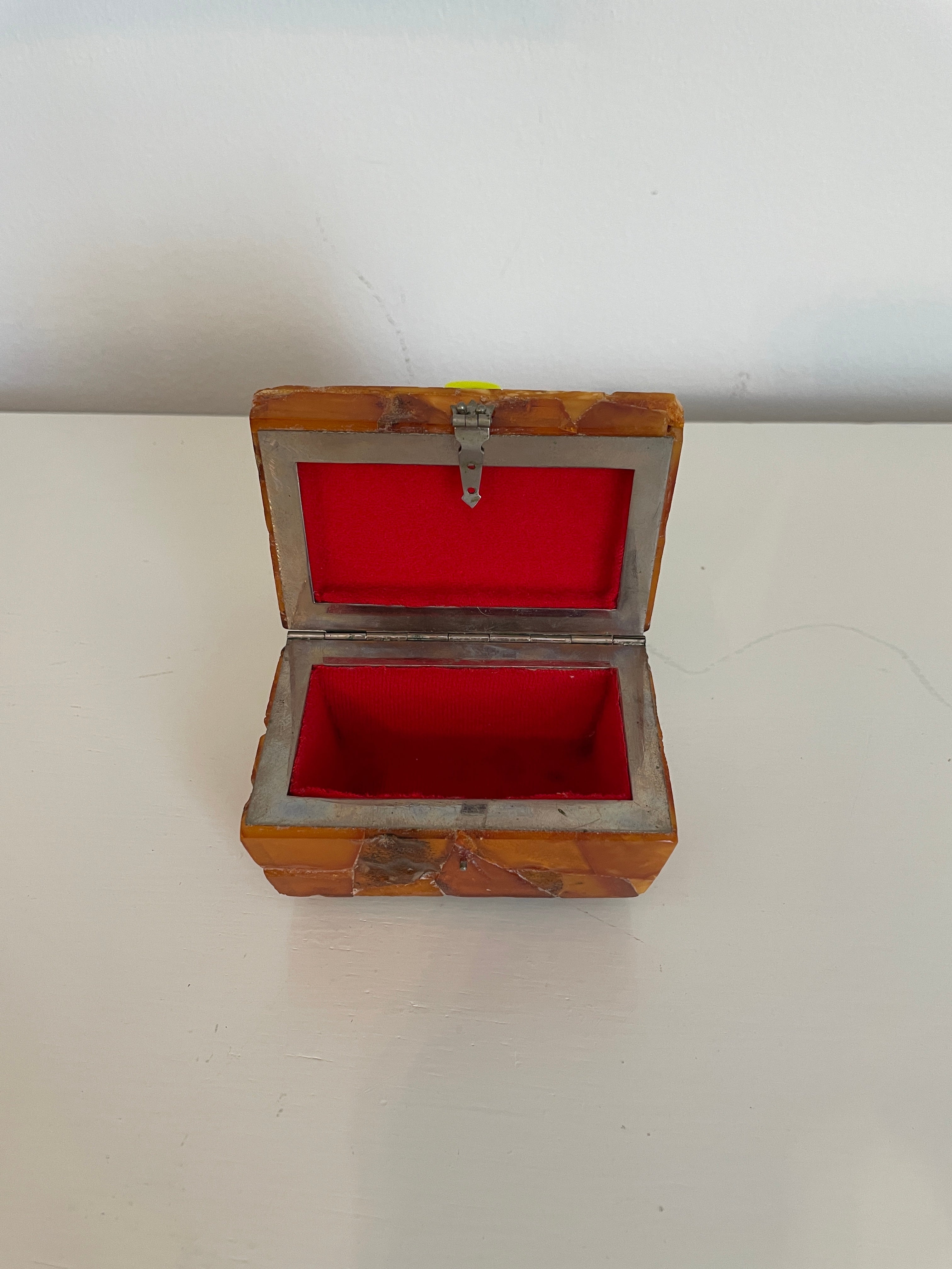 Amber Box with Hinged Lid