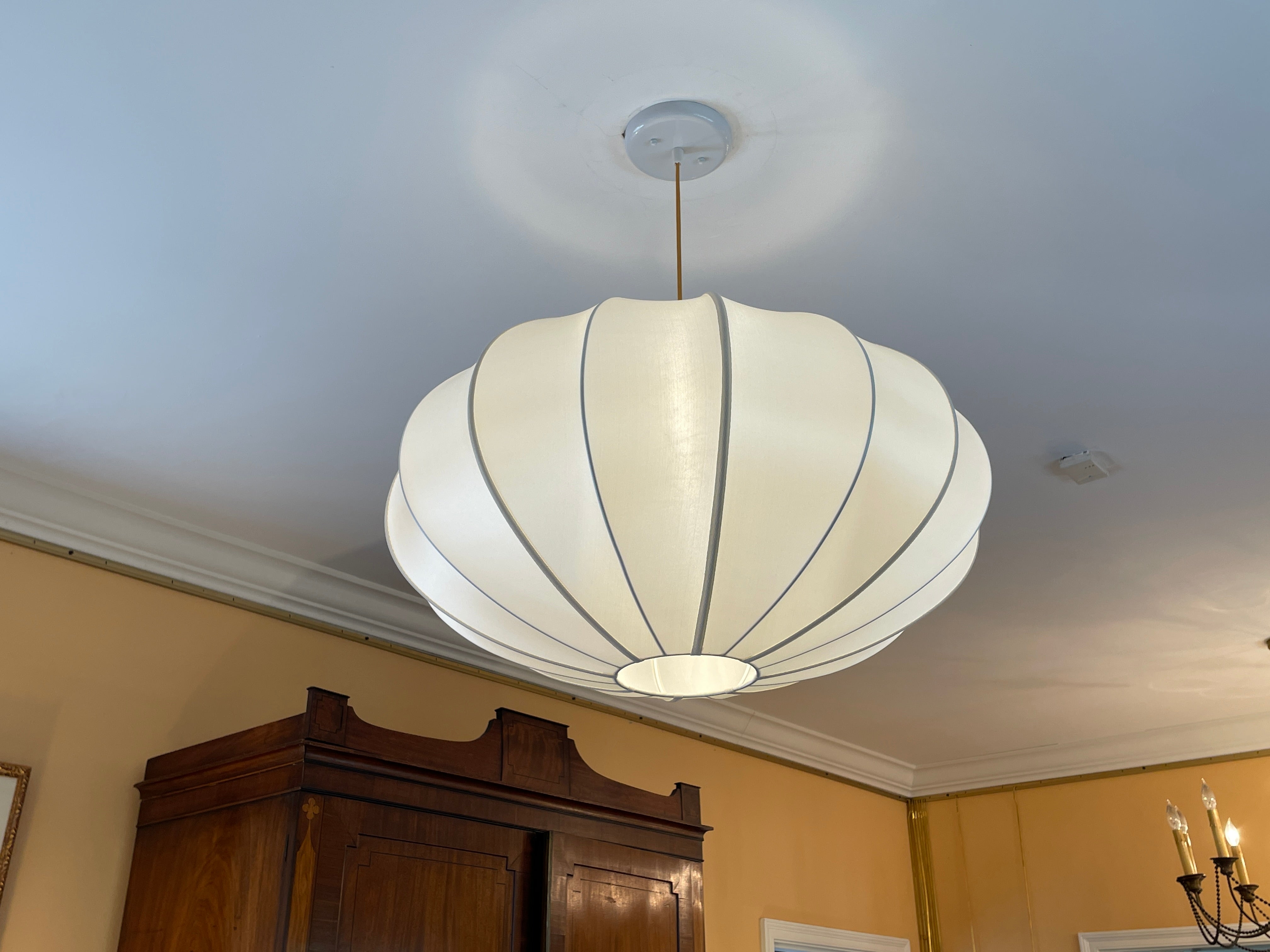 Pumpkin Shaped Lantern Pendant Light in Cream Silk